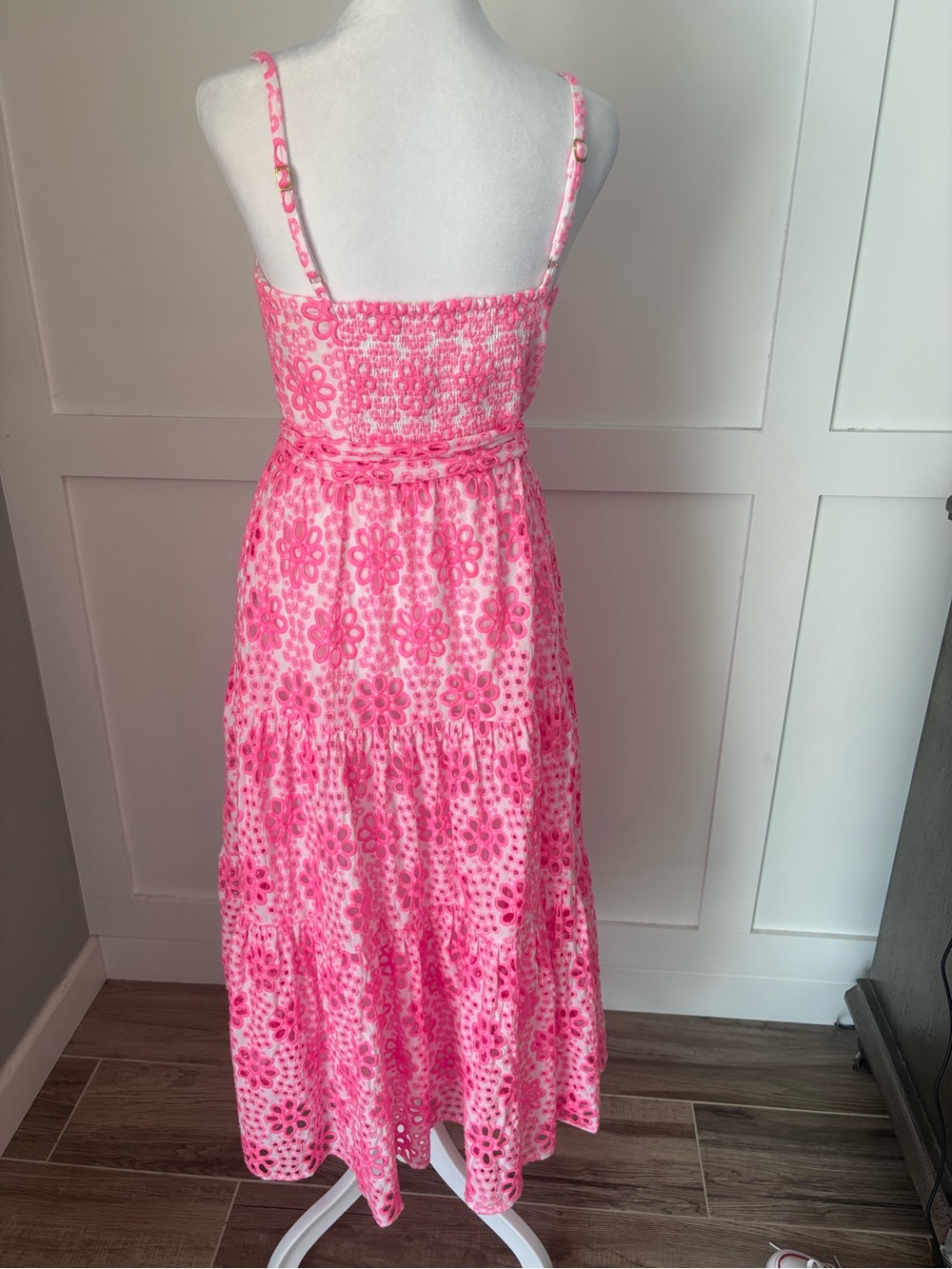 Lilly Pulitzer EDITH EYELET MIDI DRESS size 2 in excellent condition - Picture 6 of 10